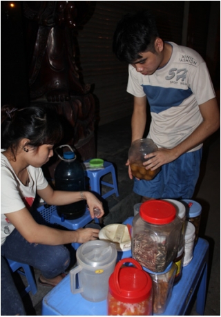 Quán trà đặc biệt của 9X khiếm thính