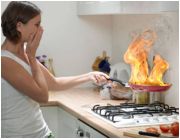 Bác ở quê ra chơi, vợ mua 3 lạng thịt đãi khách