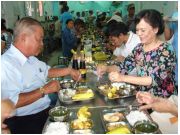 Bữa cơm từ thiện của phu nhân Chủ tịch nước