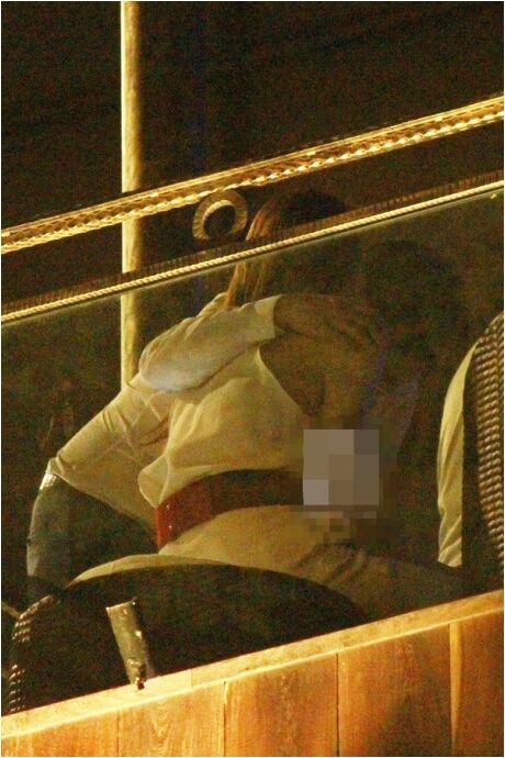 Hà Hồ và những cuộc tình đáng đồng tiền bát gạo_11