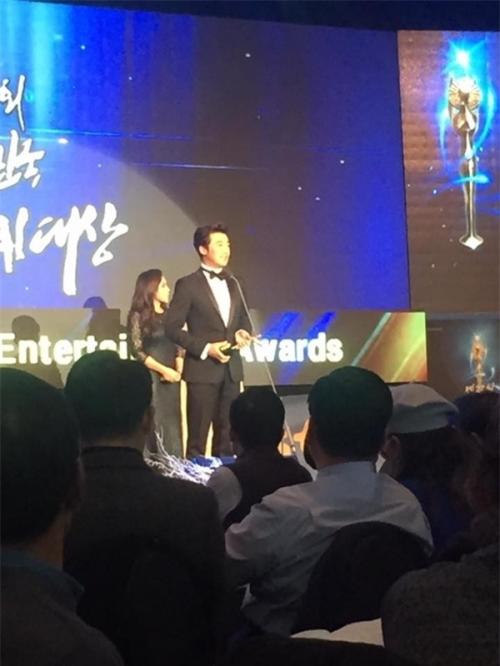 “Trò lừa lố bịch” mang tên Ngọc Trinh được đề cử trong Ngôi sao Châu Á? - 5