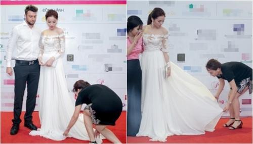 HH Kỳ Duyên bao giờ thôi để mẹ gập người chỉnh váy? - 2