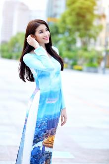 ảnh bài Hành xử đáng thất vọng của Phạm Hương và chuyện đạo đức giả - 0