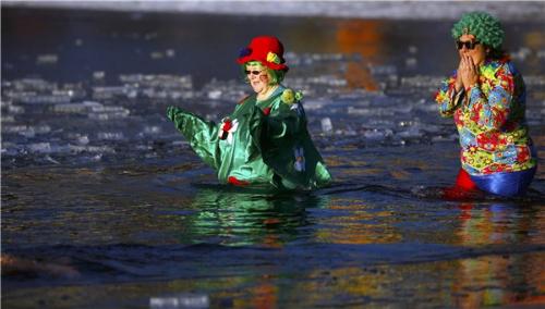 Trào lưu tắm sông băng lạnh giá ở Đức & EU - 3 Trào lưu tắm sông băng lạnh giá ở Đức & EU - 3