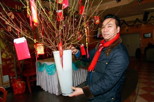 Chợ Tết người Việt trên Thủ đô nước Đức - 7 Chợ Tết người Việt trên Thủ đô nước Đức - 7