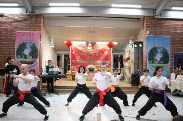 Hội Người Việt Nam ở Harras München tổ chức Tết Nguyên Đán 2016 - 1 Hội Người Việt Nam ở Harras München tổ chức Tết Nguyên Đán 2016 - 1