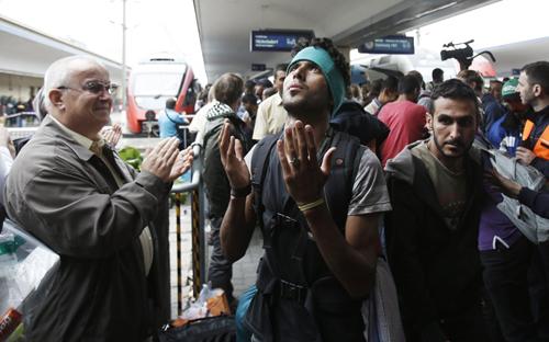 Đức kêu gọi EU đoàn kết giải pháp đối phó với dòng người di cư - 0 Đức kêu gọi EU đoàn kết giải pháp đối phó với dòng người di cư - 0