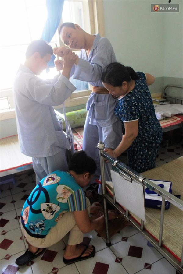 Câu chuyện về nghị lực của chàng trai trở về từ cõi chết và một người mẹ phi thường - 4