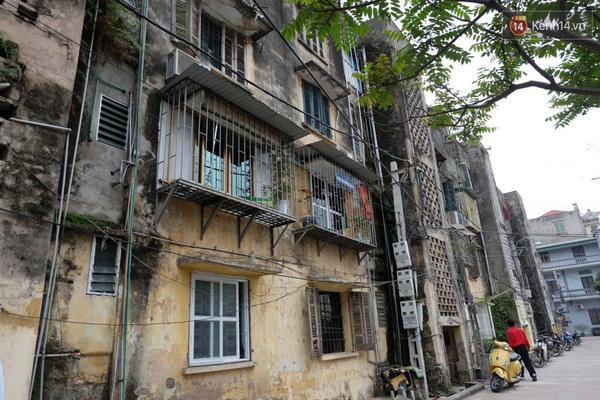 Gia cảnh khánh kiệt của nữ sinh viên cắn lưỡi tự tử vì không xin được việc - 3 Gia cảnh khánh kiệt của nữ sinh viên cắn lưỡi tự tử vì không xin được việc - 3