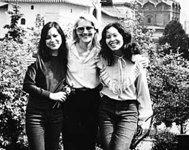 Tự truyện Ái Vân - Để gió cuốn đi: Chui tường thoát qua Tây Berlin - 0 Tự truyện Ái Vân - Để gió cuốn đi: Chui tường thoát qua Tây Berlin - 0