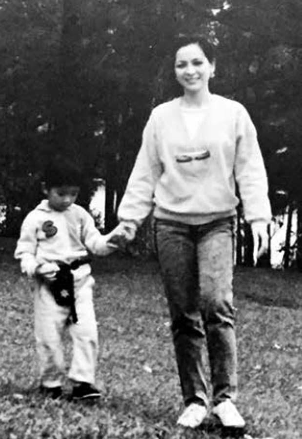 Tự truyện Ái Vân - Để gió cuốn đi: Chui tường thoát qua Tây Berlin - 1 Tự truyện Ái Vân - Để gió cuốn đi: Chui tường thoát qua Tây Berlin - 1