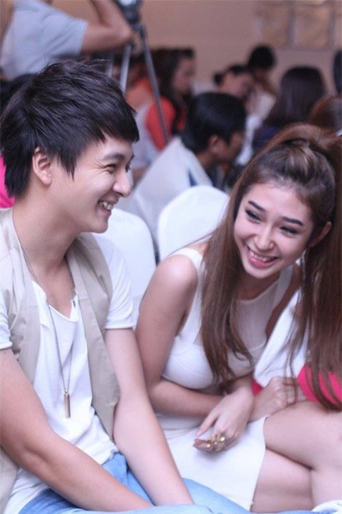 Những mối tình dài thập kỷ vẫn lãng mạn của sao Việt - 4 Những mối tình dài thập kỷ vẫn lãng mạn của sao Việt - 4