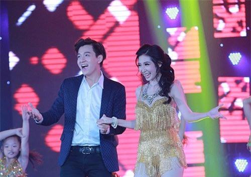 Những mối tình dài thập kỷ vẫn lãng mạn của sao Việt - 8 Những mối tình dài thập kỷ vẫn lãng mạn của sao Việt - 8