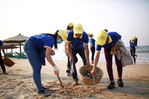 1000 người làm sạch biển: Nỗi bức xúc của người làm thật - 1 1000 người làm sạch biển: Nỗi bức xúc của người làm thật - 1