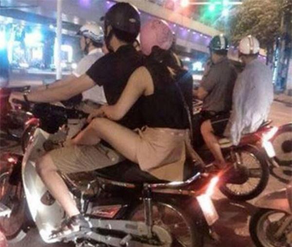 Hoảng hốt với mốt Can Lộ Lộ - mặc cũng như không của chị em - 11 Hoảng hốt với mốt Can Lộ Lộ - mặc cũng như không của chị em - 11