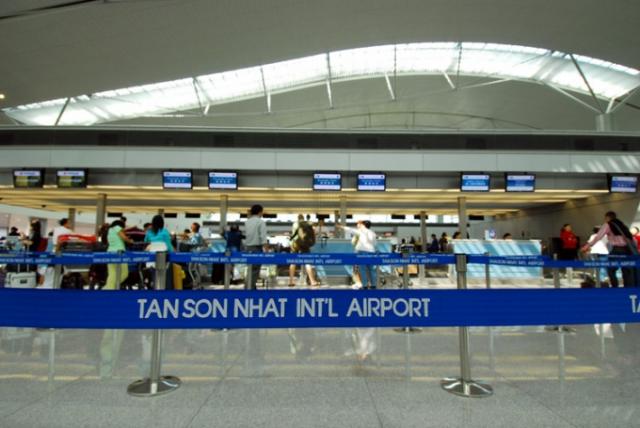 Vé máy bay sẽ tăng mạnh khi tăng phí phục vụ hành khách - 0 Vé máy bay sẽ tăng mạnh khi tăng phí phục vụ hành khách - 0