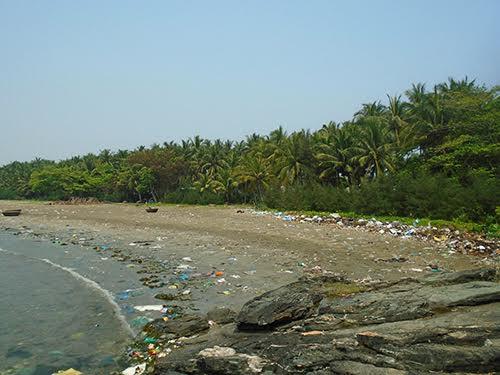 Khi người nước ngoài nhận xét: Một số người Việt đạo đức giả - 2 Khi người nước ngoài nhận xét: Một số người Việt đạo đức giả - 2