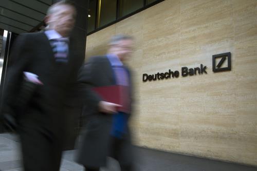 Hàng nghìn nhân viên Deutsche Bank có nguy cơ thất nghiệp - 0 Hàng nghìn nhân viên Deutsche Bank có nguy cơ thất nghiệp - 0