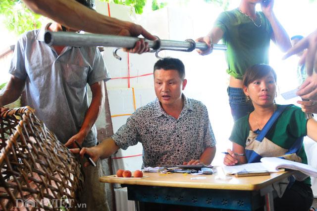 Thương lái Trung Quốc tràn ngập chợ vải thiều, ép giá nông dân - 9 Thương lái Trung Quốc tràn ngập chợ vải thiều, ép giá nông dân - 9