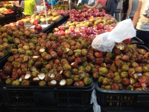 Hình ảnh khó tin của một số người Việt tại siêu thị - 0 Hình ảnh khó tin của một số người Việt tại siêu thị - 0