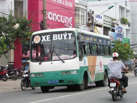 Đức muốn hỗ trợ Việt Nam phát triển xe buýt hiện đại - 0 Đức muốn hỗ trợ Việt Nam phát triển xe buýt hiện đại - 0