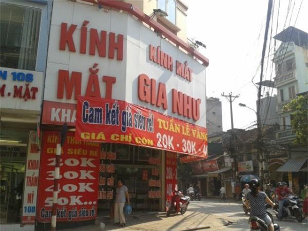 Lý giải tại sao những shop thời trang ngoài mặt tiền siêu ế mà vẫn tồn tại - 0 Lý giải tại sao những shop thời trang ngoài mặt tiền siêu ế mà vẫn tồn tại - 0