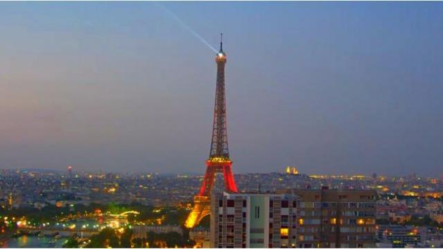 Tháp Eiffel ở Paris chiếu sáng màu cờ Đức: Vàng Đen và Đỏ - 0 Tháp Eiffel ở Paris chiếu sáng màu cờ Đức: Vàng Đen và Đỏ - 0