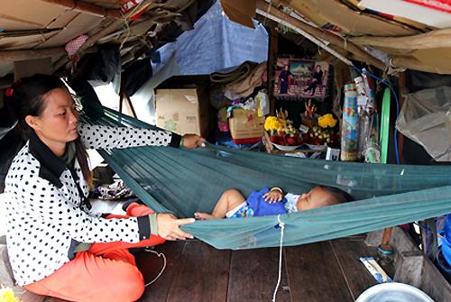 Hàng nghìn Việt kiều sống khốn khó - 1 Hàng nghìn Việt kiều sống khốn khó - 1