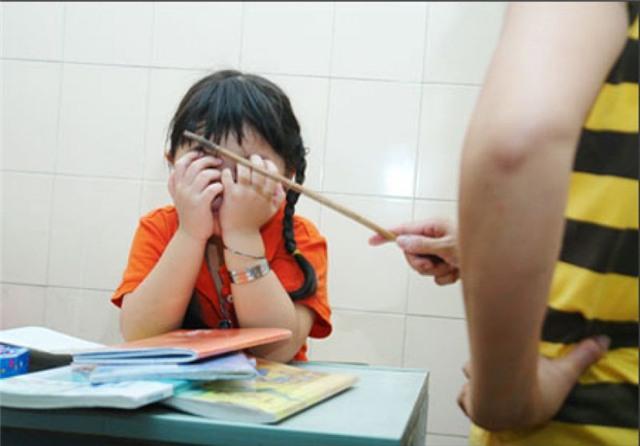 Nếu bố mẹ vẫn xem điểm số của con là quan trọng, hãy đọc ngay bức thư này - 0 Nếu bố mẹ vẫn xem điểm số của con là quan trọng, hãy đọc ngay bức thư này - 0