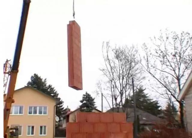 Xem người Đức xây biệt thự chỉ 2 ngày trong khi Việt Nam mất ít nhất 6 tháng - 3 Xem người Đức xây biệt thự chỉ 2 ngày trong khi Việt Nam mất ít nhất 6 tháng - 3