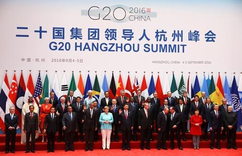 Tại sao Bà Merkel đứng cạnh Chủ nhà Trung Quốc trong Hội nghị G20? - 0 Tại sao Bà Merkel đứng cạnh Chủ nhà Trung Quốc trong Hội nghị G20? - 0