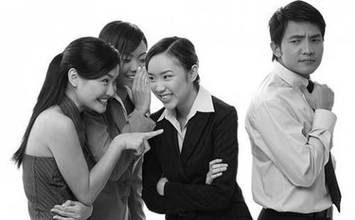 Nói xấu chồng - nỗi khoan khoái vĩnh cửu của Chị Em - 0