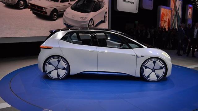 Volkswagen ID - Xe ô tô điện đầu tiên của Volkswagen lộ diện - 2 Volkswagen ID - Xe ô tô điện đầu tiên của Volkswagen lộ diện - 2