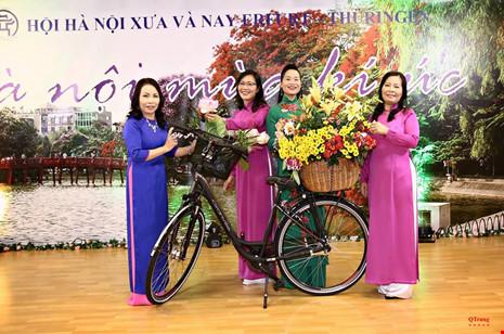 Một chút ký ức Hà Nội ấm tình người trên nước Đức - 0 Một chút ký ức Hà Nội ấm tình người trên nước Đức - 0