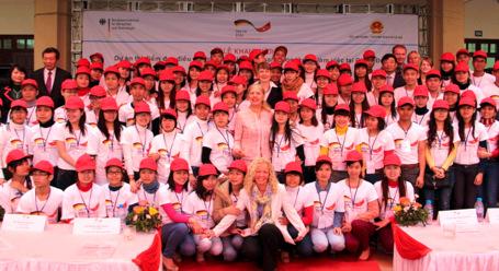 Chuyên gia Đức: Phí môi giới việc làm tối đa tại CHLB Đức là 2000€/người - 0 Chuyên gia Đức: Phí môi giới việc làm tối đa tại CHLB Đức là 2000€/người - 0