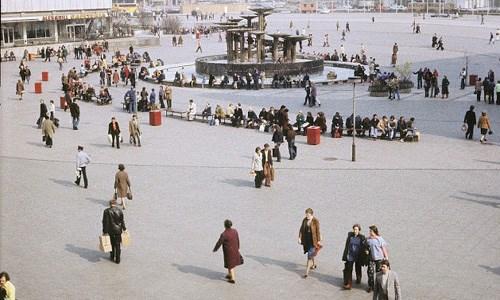 Khoảnh khắc khó quên trước khi Bức tường Berlin sụp đổ - 2 Khoảnh khắc khó quên trước khi Bức tường Berlin sụp đổ - 2