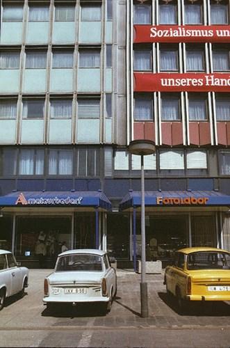 Khoảnh khắc khó quên trước khi Bức tường Berlin sụp đổ - 3 Khoảnh khắc khó quên trước khi Bức tường Berlin sụp đổ - 3