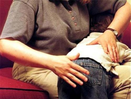 90% mẹ Việt phạt con theo cách này khiến trẻ càng lớn càng kém thông minh - 0 90% mẹ Việt phạt con theo cách này khiến trẻ càng lớn càng kém thông minh - 0