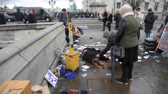 Khủng bố trước Quốc hội ở London? Ít nhất mười hai thương - 0 Khủng bố trước Quốc hội ở London? Ít nhất mười hai thương - 0