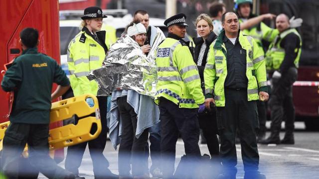 Khủng bố ở London: Một chiều kinh hoàng giữa Thủ đô nước Anh - 3 Khủng bố ở London: Một chiều kinh hoàng giữa Thủ đô nước Anh - 3