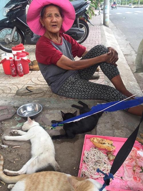 Sự Tử tế kh&ocirc;ng kh&oacute; t&igrave;m giữa đường phố S&agrave;i G&ograve;n - 6