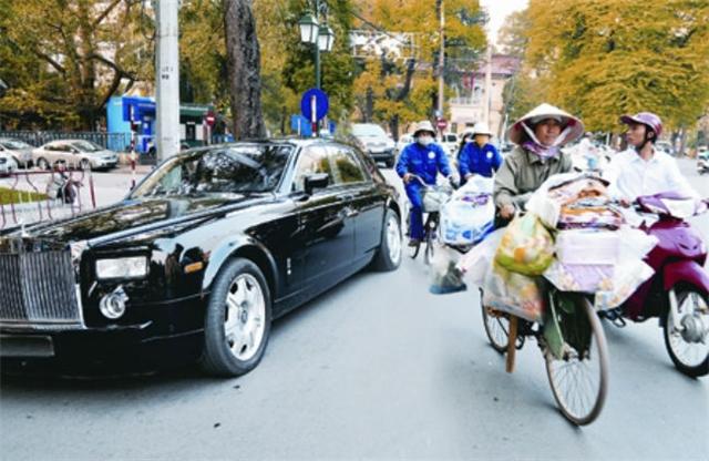 Người gi&agrave;u ở nước Ta, người gi&agrave;u ở nước T&acirc;y - 0