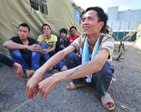 Vỡ mộng đổi đời trời T&acirc;y: C&ugrave;ng cực tr&ecirc;n đất kh&aacute;ch v&agrave; cuộc trốn chạy thảm khốc - 1