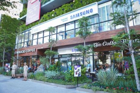 Khánh Casa: Nhân vật tát nảy lửa nữ nhân viên đang mang thai tại Saigon Centre là ai? - 3 Khánh Casa: Nhân vật tát nảy lửa nữ nhân viên đang mang thai tại Saigon Centre là ai? - 3