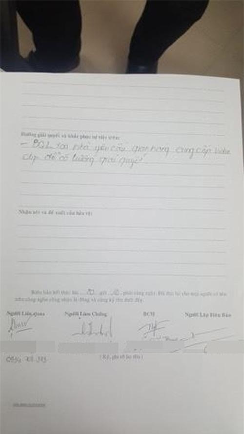 Chủ chuỗi tiệm trà - cafe nổi tiếng Sài Gòn tát nữ nhân viên bán hàng tại Trung tâm thương mại - 3 Chủ chuỗi tiệm trà - cafe nổi tiếng Sài Gòn tát nữ nhân viên bán hàng tại Trung tâm thương mại - 3