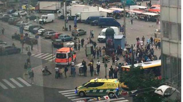 NÓNG: Đâm dao liên tiếp tại Phần Lan khiến 2 người chết, 8 người bị thương - 0 NÓNG: Đâm dao liên tiếp tại Phần Lan khiến 2 người chết, 8 người bị thương - 0