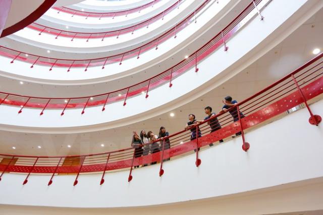 Ngắm giảng đường hiện đại nhất Việt Nam của Đại học Kinh tế Quốc dân - 11 Ngắm giảng đường hiện đại nhất Việt Nam của Đại học Kinh tế Quốc dân - 11