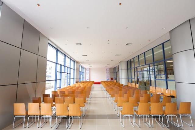 Ngắm giảng đường hiện đại nhất Việt Nam của Đại học Kinh tế Quốc dân - 19 Ngắm giảng đường hiện đại nhất Việt Nam của Đại học Kinh tế Quốc dân - 19