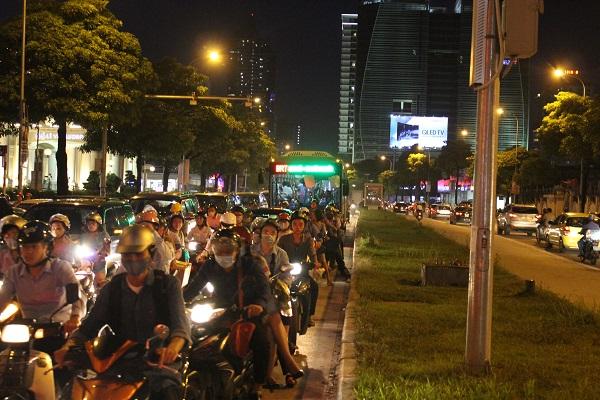 Buýt nhanh thành buýt chậm, Hà Nội vẫn muốn mở thêm? - 1 Buýt nhanh thành buýt chậm, Hà Nội vẫn muốn mở thêm? - 1