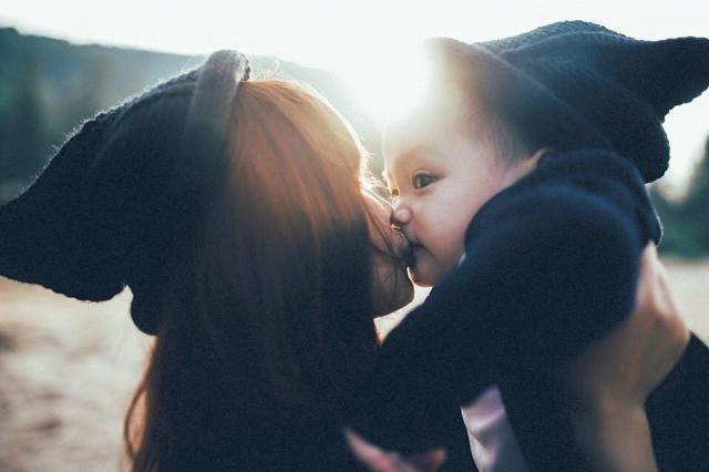 Người Việt ở Đức: Ở nhà nên nói chuyện với con bằng tiếng Việt hay tiếng Đức? - 0 Người Việt ở Đức: Ở nhà nên nói chuyện với con bằng tiếng Việt hay tiếng Đức? - 0